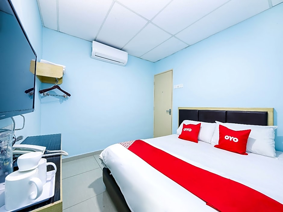 OYO 89842 Hotel 22, Northport