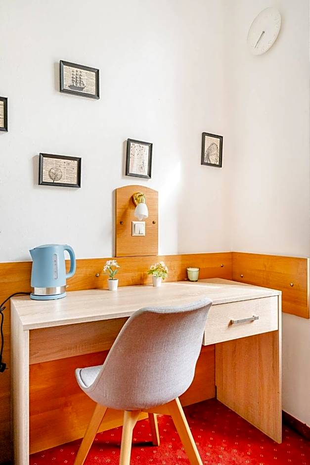 Very Central, 3 min to Metro