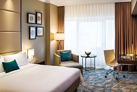 Deluxe Room with One King Bed