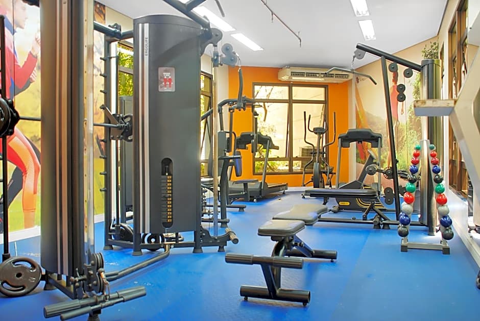 Hotel Vila Olimpia Cozinha Piscina Academia