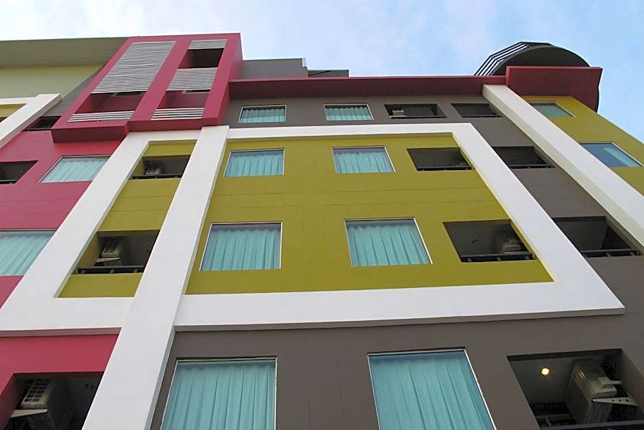 Trendy Hotel