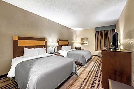 Queen Room with Two Queen Beds - Non-Smoking