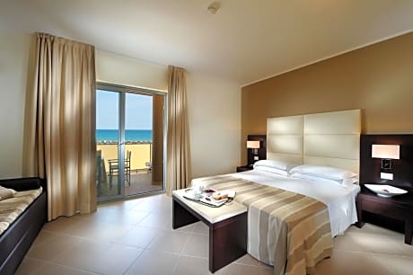 Panoramic Double or Twin Room with Terrace with Sea View