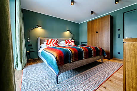 Two-Bedroom Deluxe Apartment