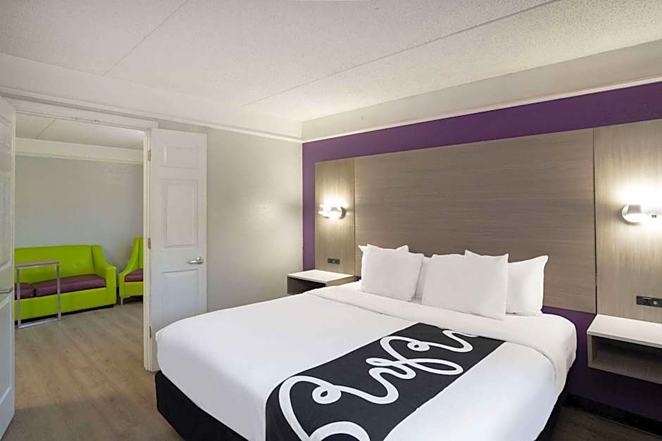 La Quinta Inn & Suites by Wyndham Birmingham Hoover