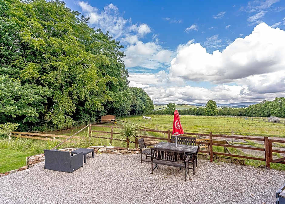 Calthwaite Hall Lodges