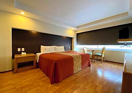 Queen Room