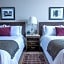 Square Small Luxury Hotel