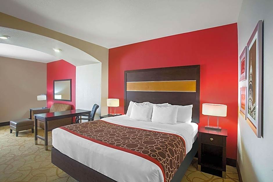 La Quinta Inn & Suites by Wyndham Pearsall