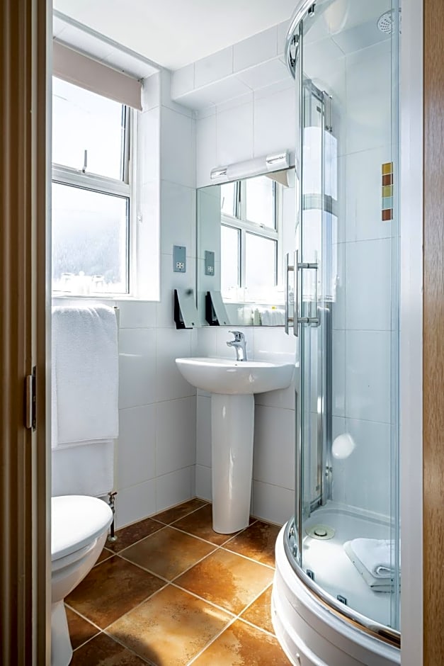 The Inn Boutique Hotel Bar and Restaurant (Pet-friendly)