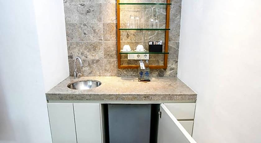 The Elysian Boutique Villa Hotel