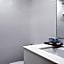 Sarrosa International Hotel And Residential Suites