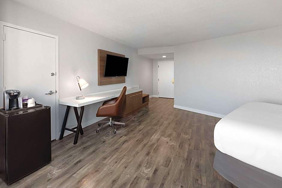 Wyndham Garden Norfolk Downtown