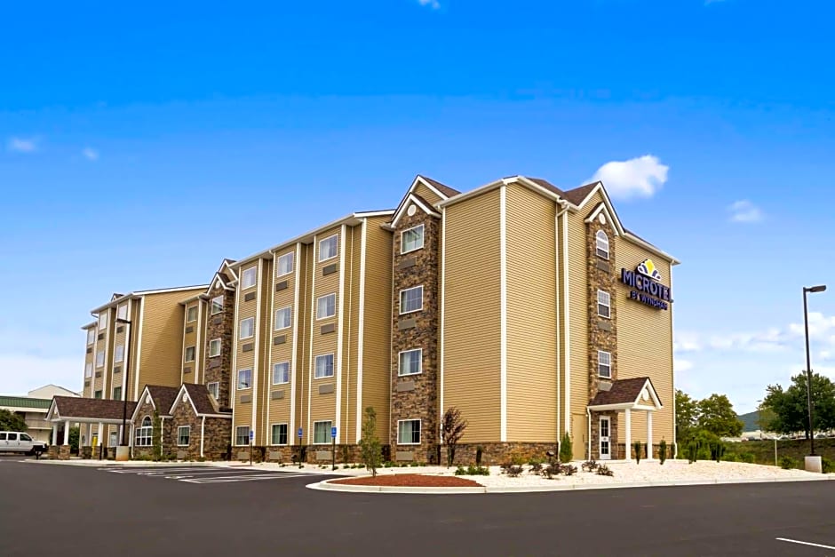 Microtel Inn & Suites by Wyndham