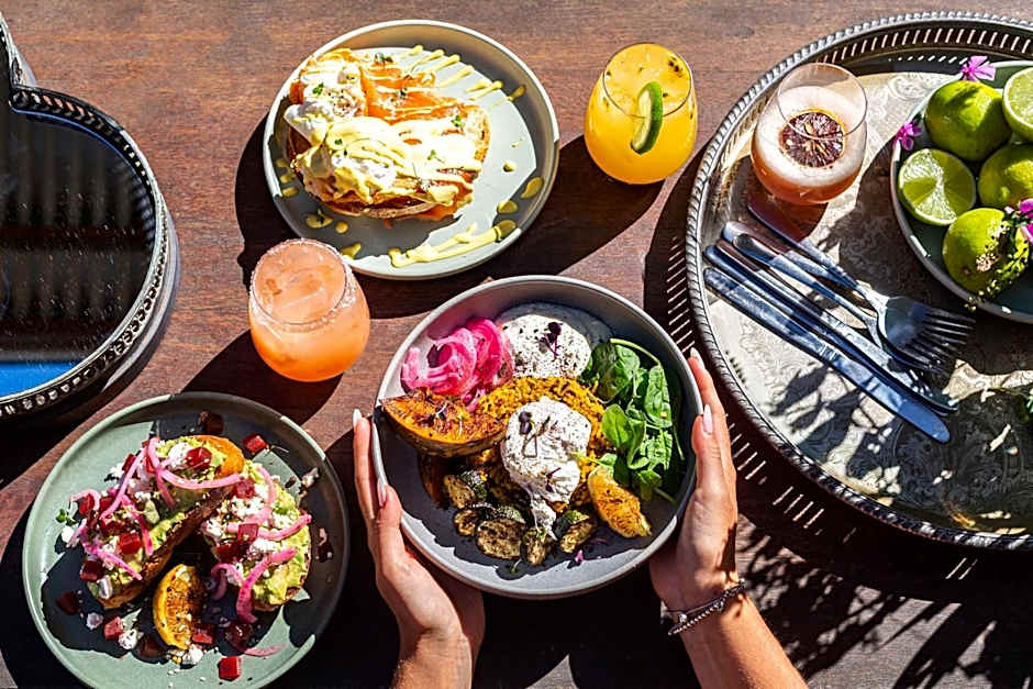 Bounce Magnetic Island and Koala Park