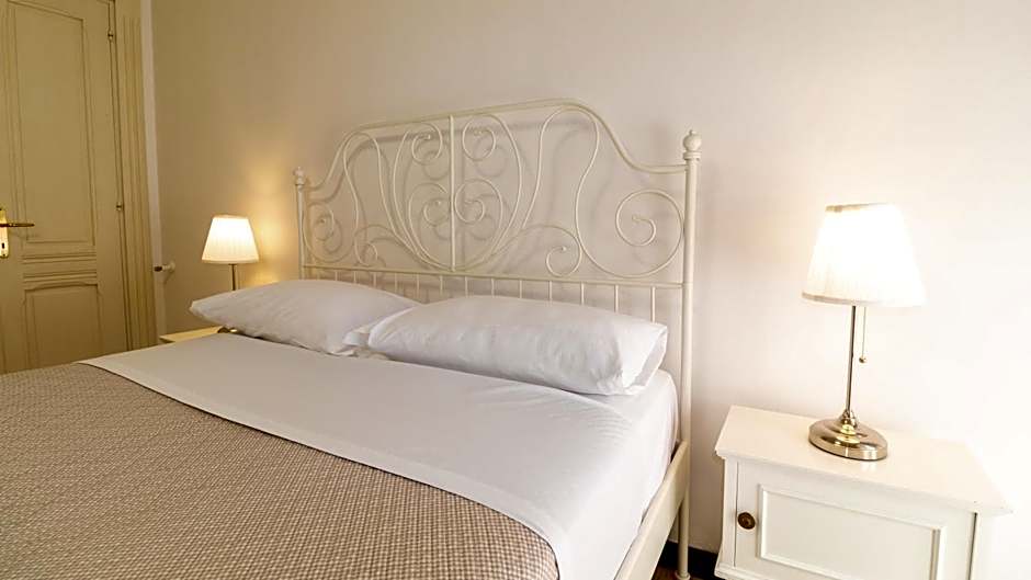 B&B Juighissa Leonora