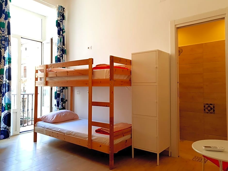 Hostel Mancini Naples
