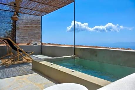 Junior Suite Mini Jetted Pool Sea View