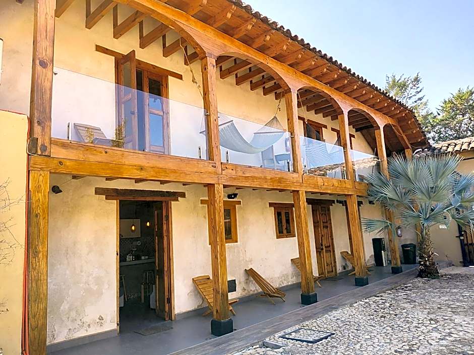 HOTEL JARDINES DEL CARMEN