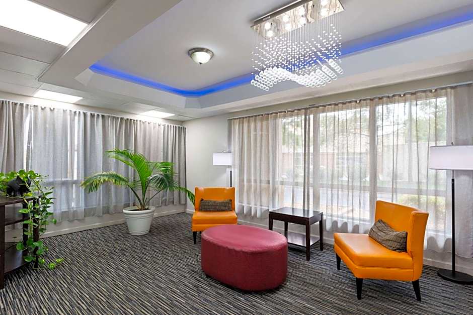 Days Inn by Wyndham Clarksville North
