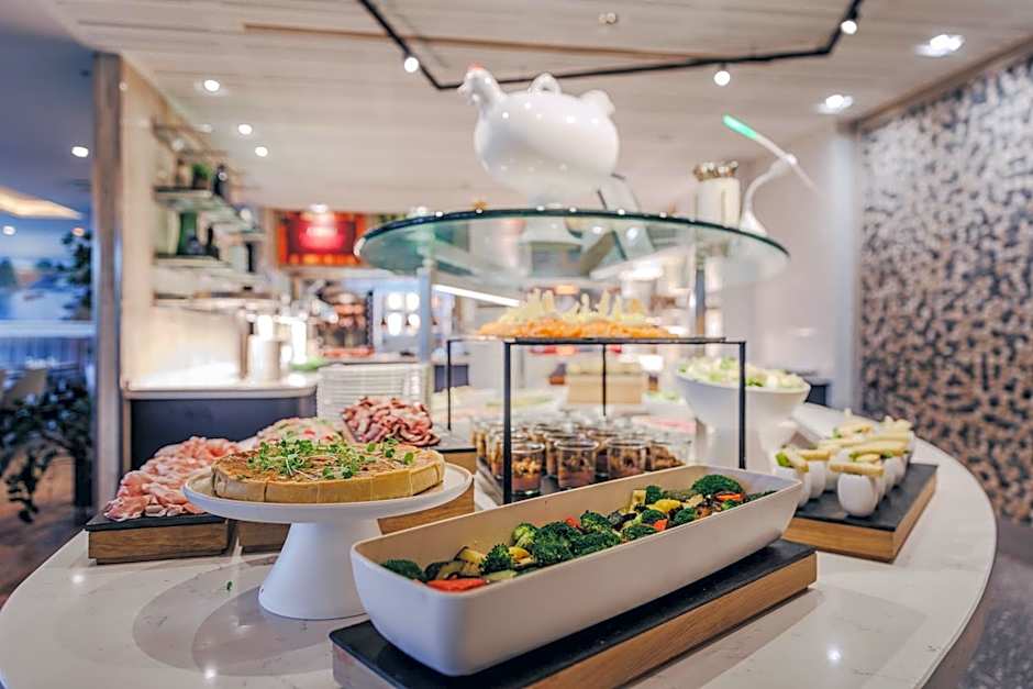 The Runnymede-On-Thames