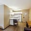 Extended Stay America Suites - Milwaukee - Brookfield