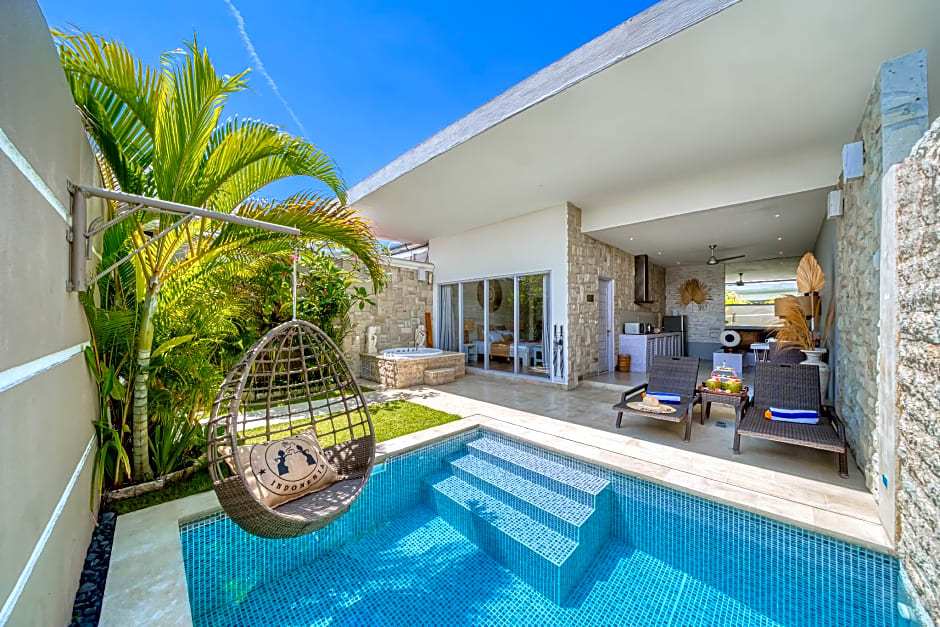 Bali Cosy Villa Seminyak for Adults Only
