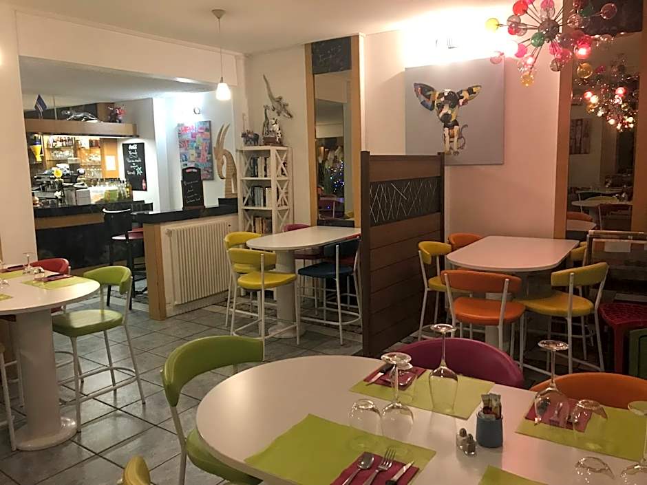 Hotel Couleurs Sud Centre-ville Gare Charleville-Mézières