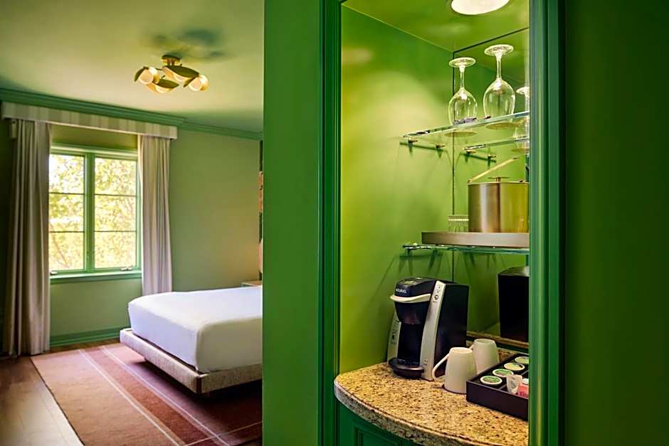 The Carlton Hotel, Atascadero – Paso Robles, a Tribute Portfolio Hotel