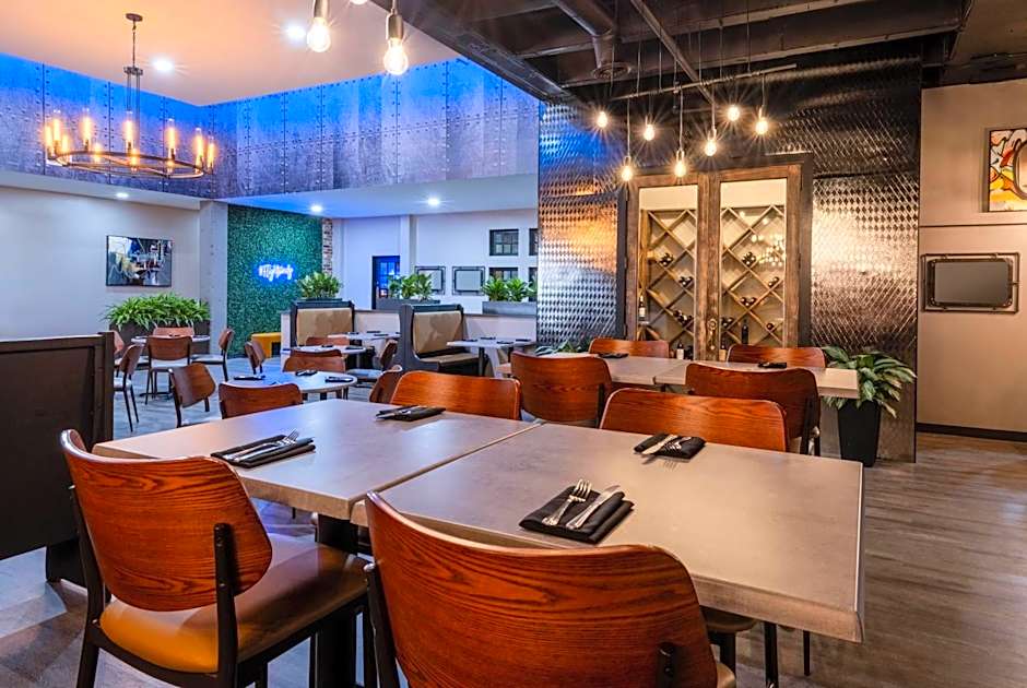 Wyndham Indianapolis Airport