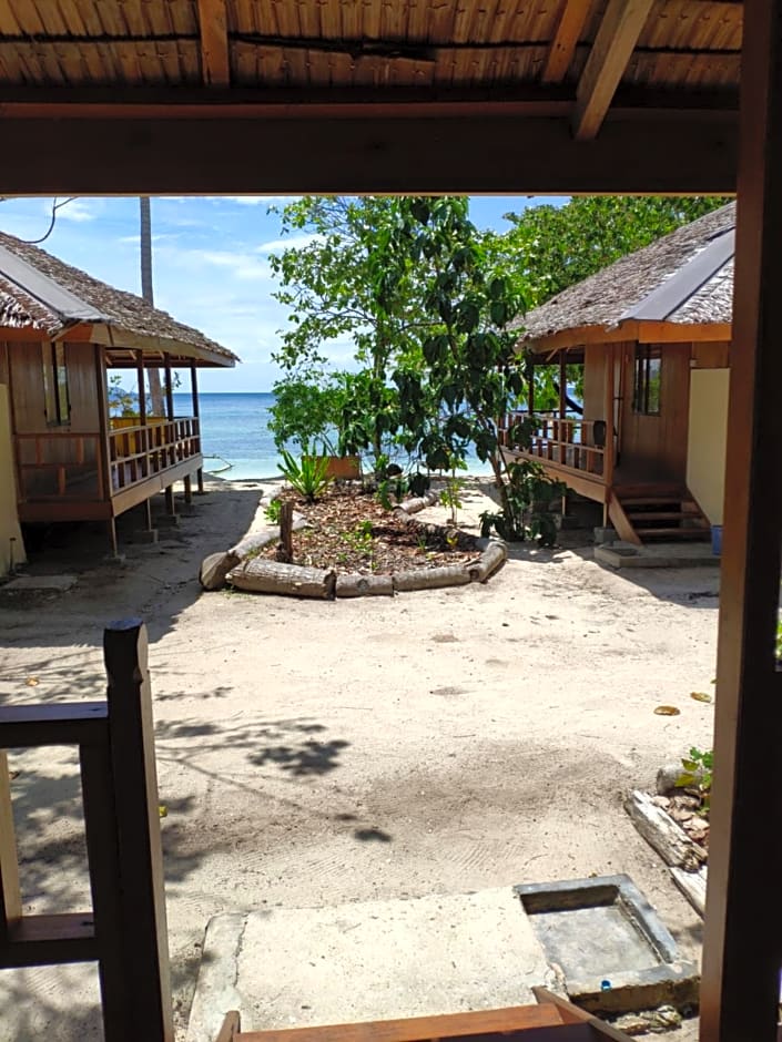 Harmony Bay Resort and Dive Center