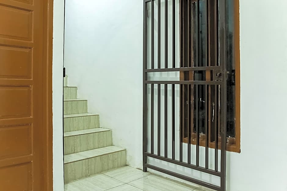 Hotel O Pa Baeng Baeng Near Rumah Sakit Faisal Formerly Guest House Cahaya 7296