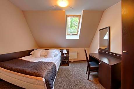 Economy Double or Twin Room
