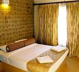 Country Club Valley Vista