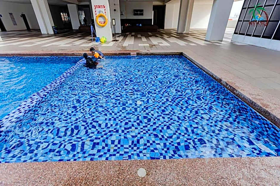 New Drawbridge Condo With Seaview and Pool