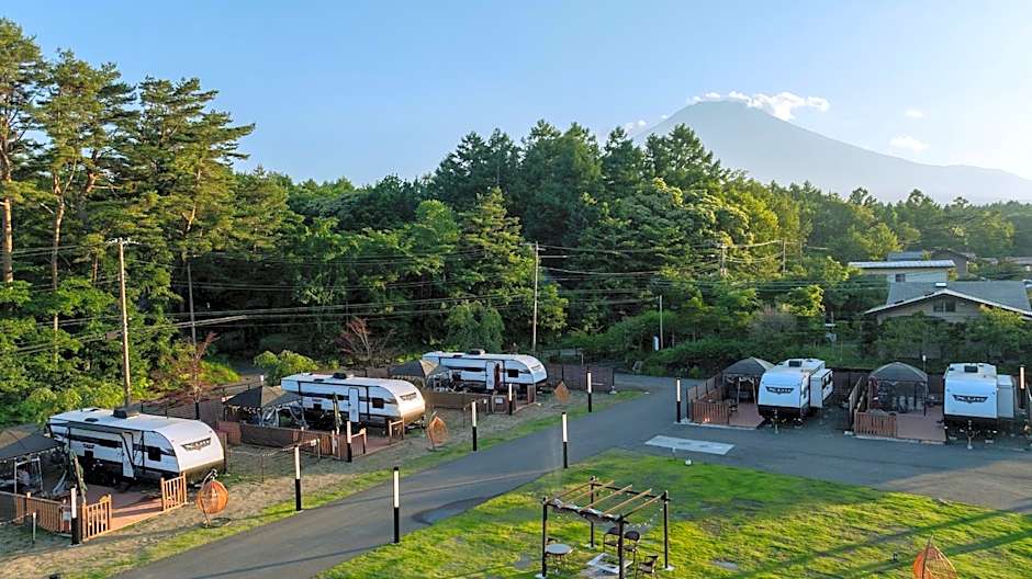 Gramercy Village 山中湖 Glamping &Sauna