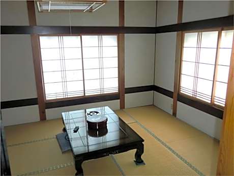 Japanese-Style Room - Annex