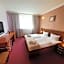 Relax Inn