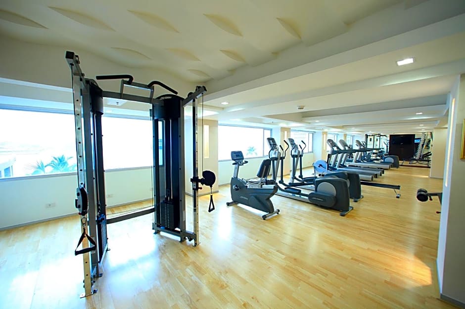 Ramada Plaza by Wyndham Bangkok Menam Riverside