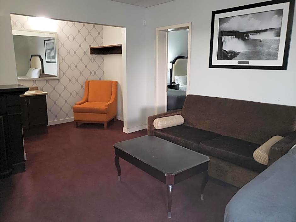 Niagara Falls Courtside Inn