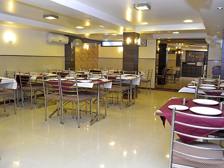 Hotel Raghav Palace