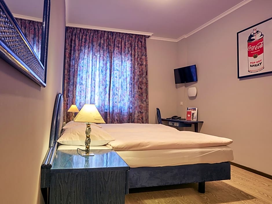 Crystal Hotel