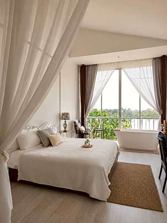 Deluxe Sweet Room