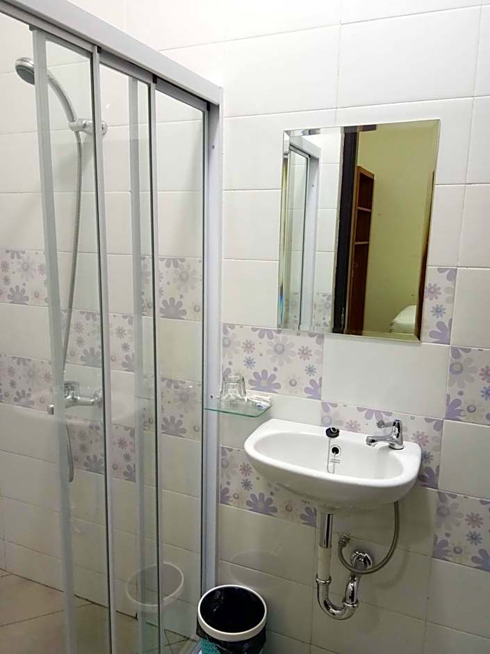 Clean & Comfort Homestay