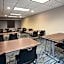 Holiday Inn Express Hotel & Suites Grand Rapids-North By IHG