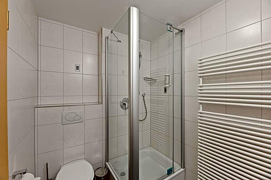 Steiners Hotel Airport-Messe in Birkach