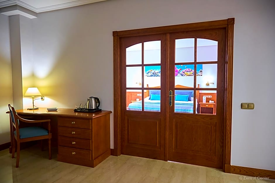 Hotel Zentral Center - Adults only