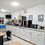 Super 8 by Wyndham Pensacola