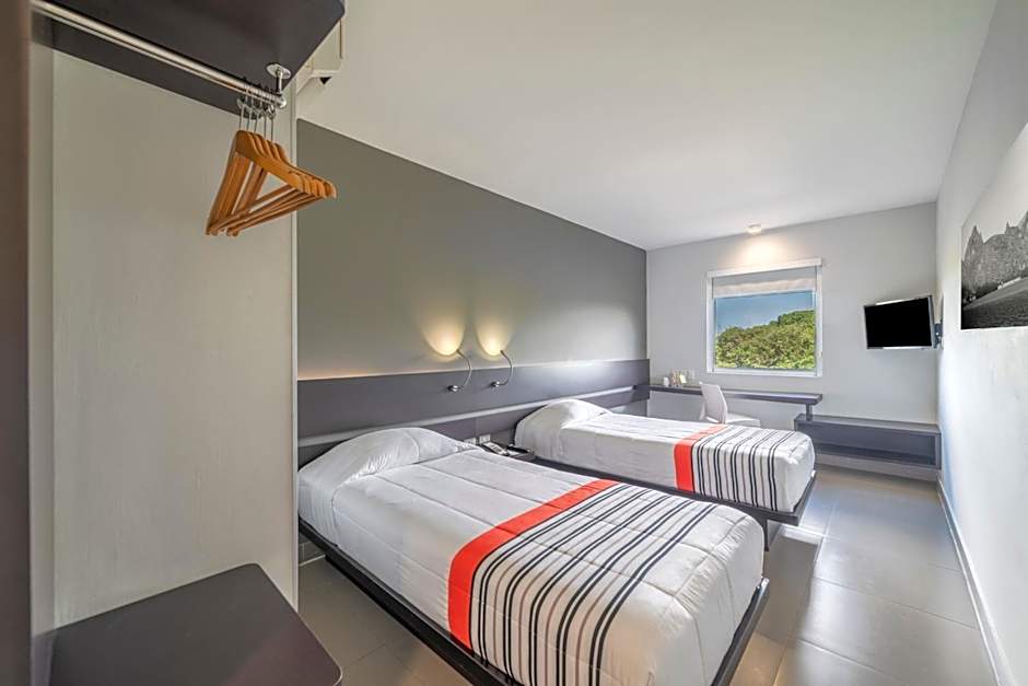 City Express Junior by Marriott Ciudad Del Carmen Aeropuerto