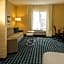 Fairfield Inn & Suites by Marriott Pittsburgh North/McCandless Crossing